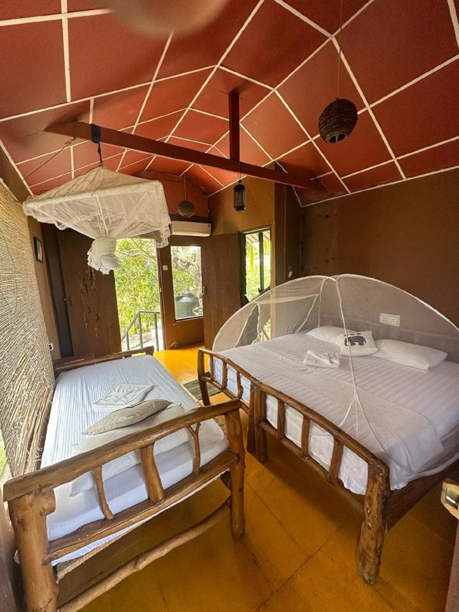 Hotel Yala Eco Tree House New à Tissamaharama Extérieur photo