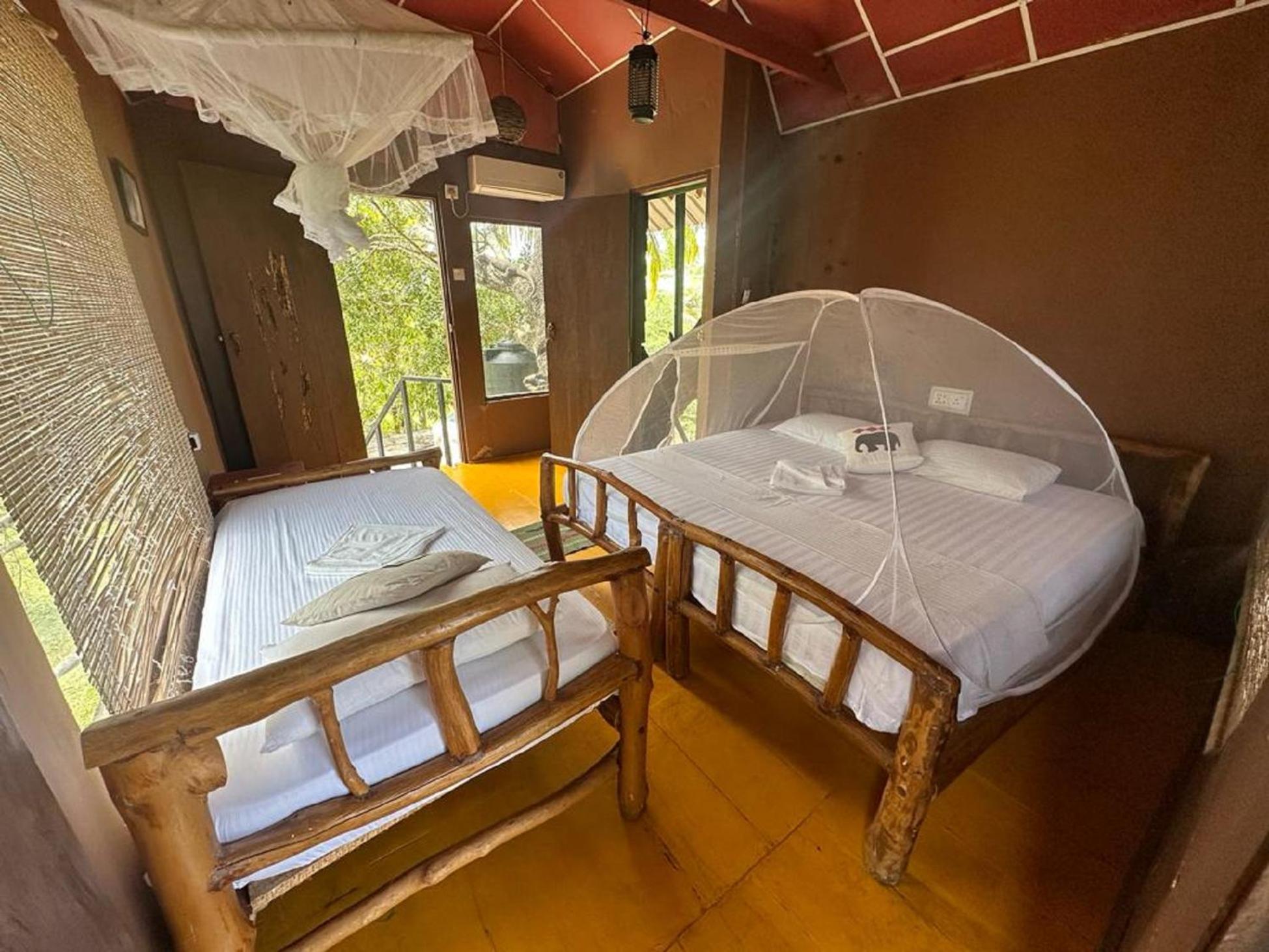 Hotel Yala Eco Tree House New à Tissamaharama Extérieur photo
