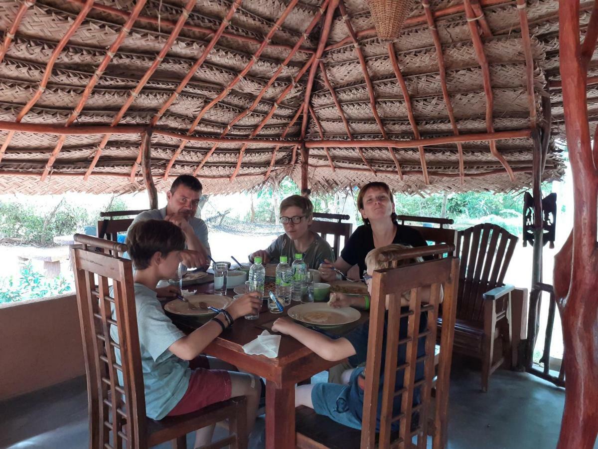 Hotel Yala Eco Tree House New à Tissamaharama Extérieur photo